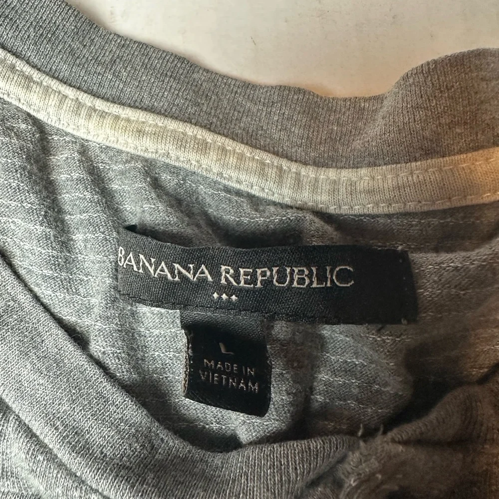 BANANA REPUBLIC Polo Shirt‎ Mens Large Gray Quick Dry Tennis Casual Golf Button